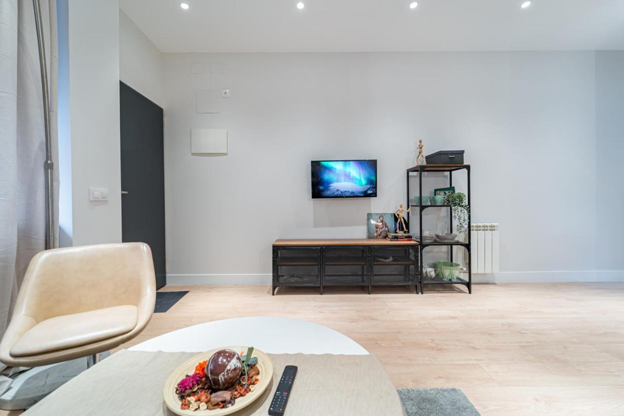 Edsam Madrid Apartments Black Zewnętrze zdjęcie