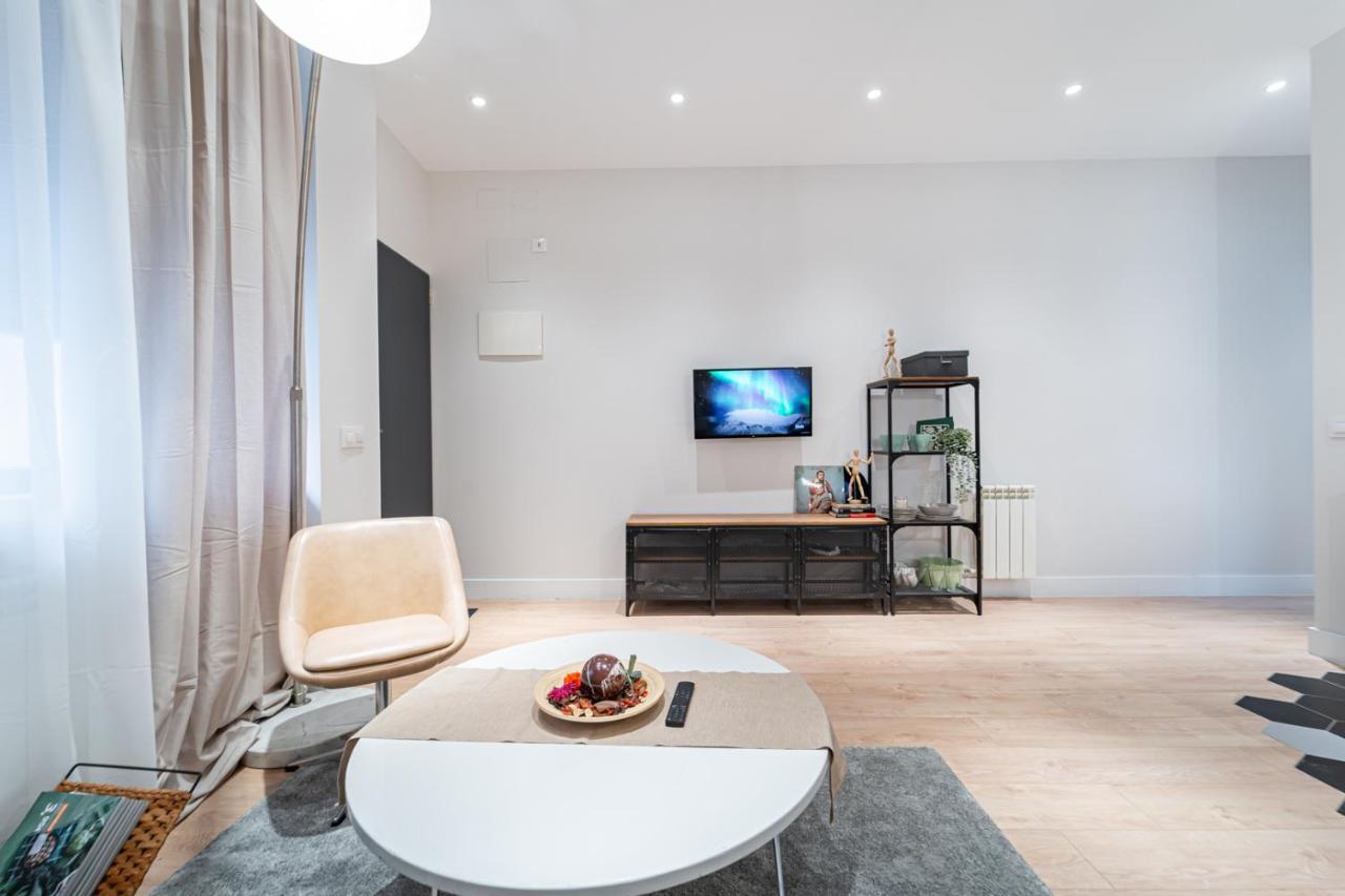Edsam Madrid Apartments Black Zewnętrze zdjęcie