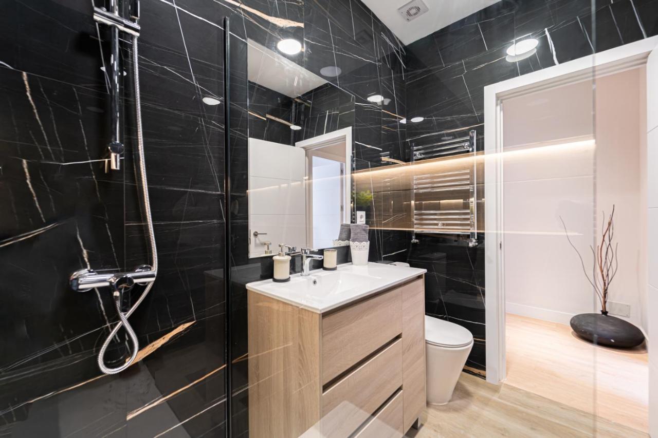 Edsam Madrid Apartments Black Zewnętrze zdjęcie